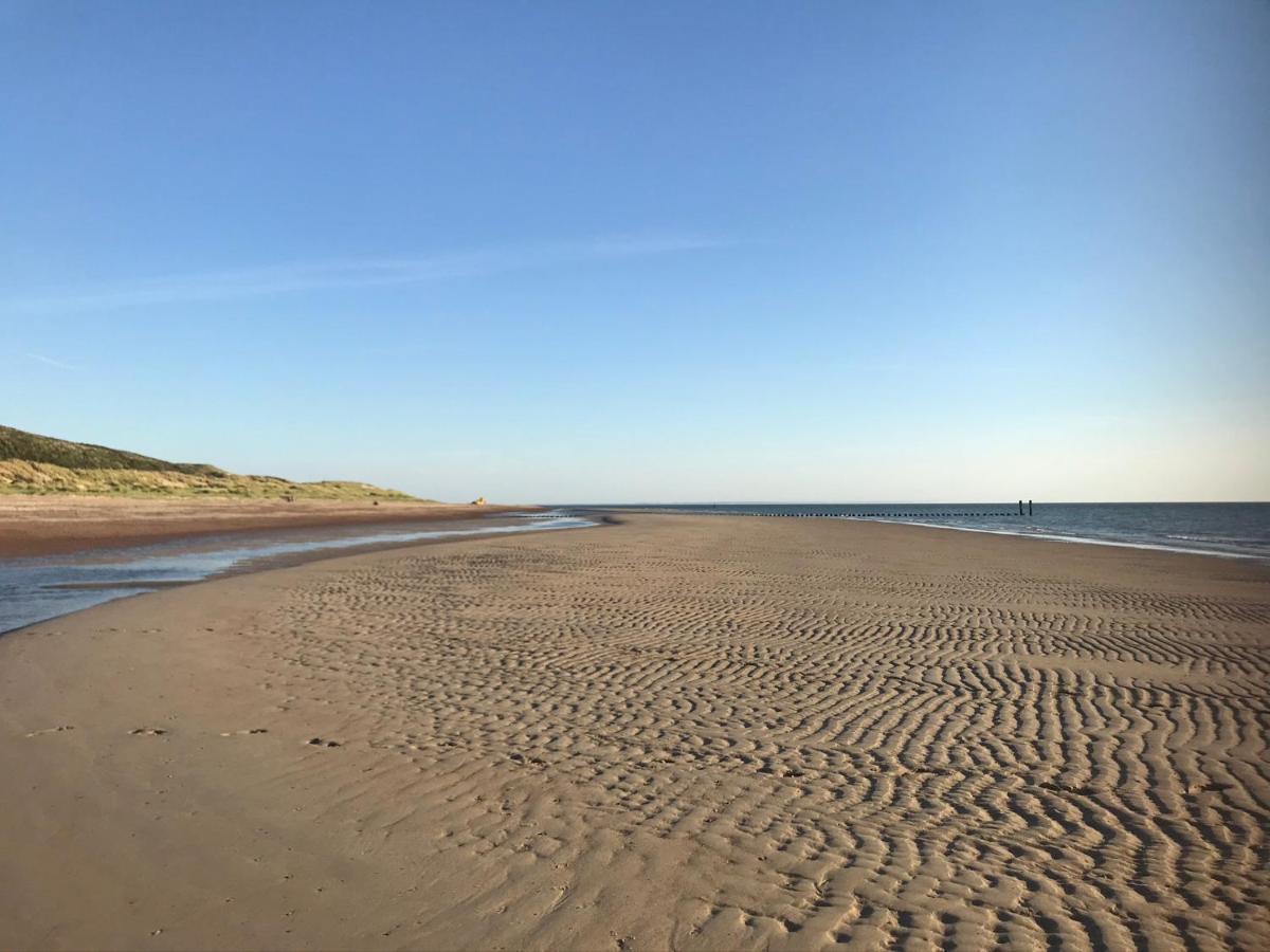 T Huuske Tuinappartement Met Fantastisch Uitzicht, Nabij Zee Zonnemaire Exteriér fotografie