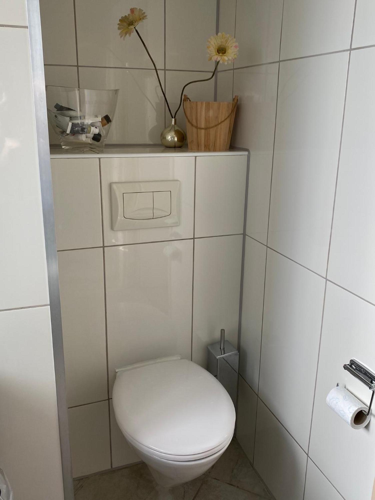 T Huuske Tuinappartement Met Fantastisch Uitzicht, Nabij Zee Zonnemaire Exteriér fotografie